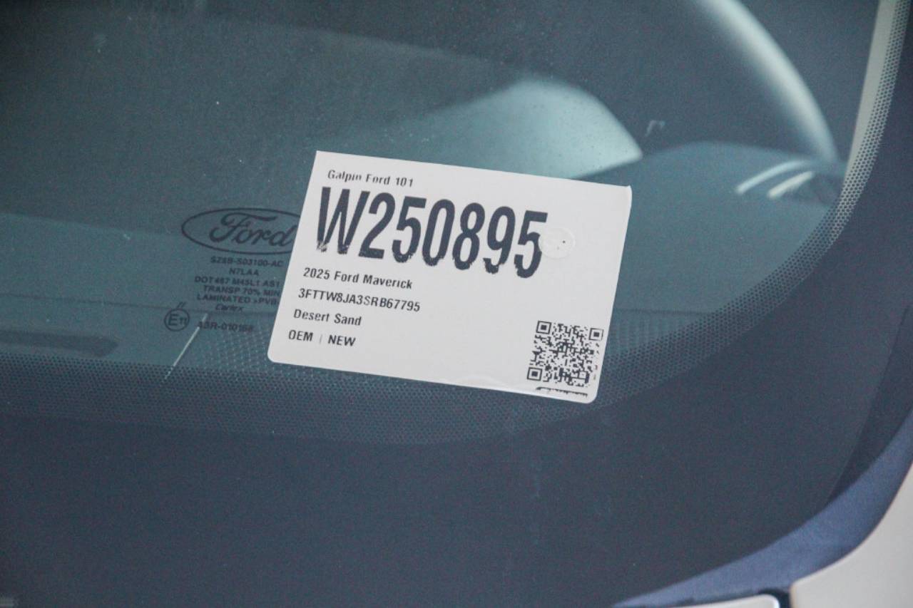 2025 Ford Maverick XLT - Photo 30