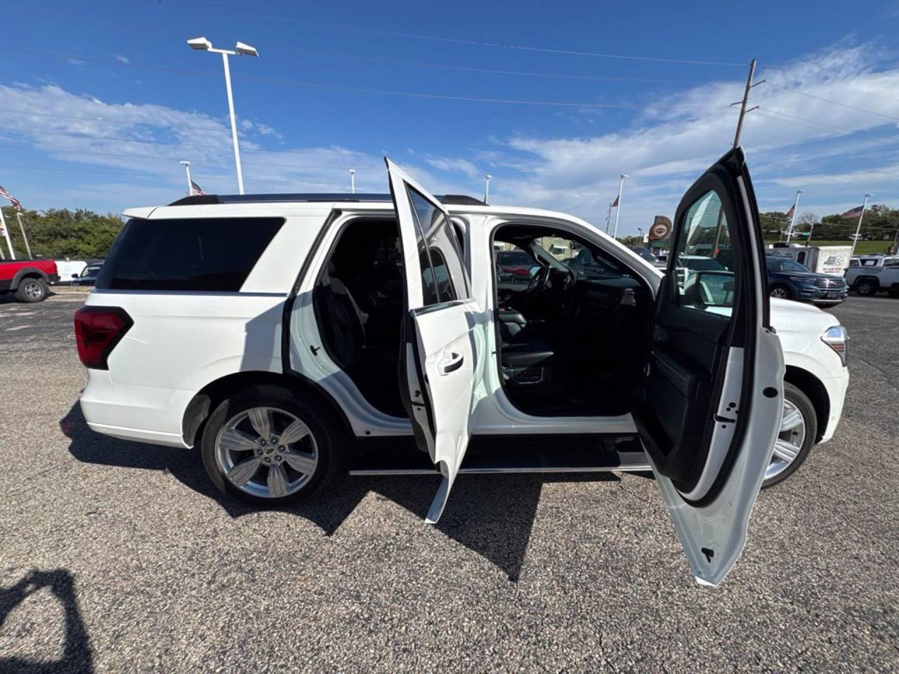 2024 Ford Expedition Platinum - Photo 8