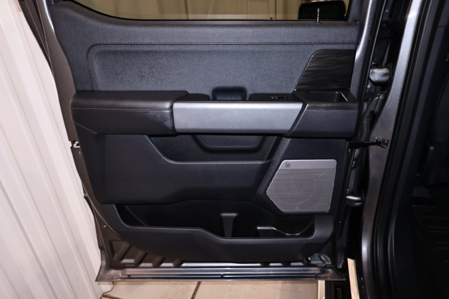 2024 Ford F-150 Lariat - Photo 15