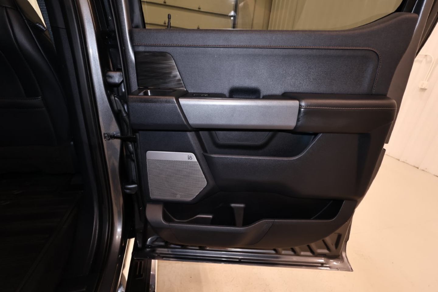 2024 Ford F-150 Lariat - Photo 17