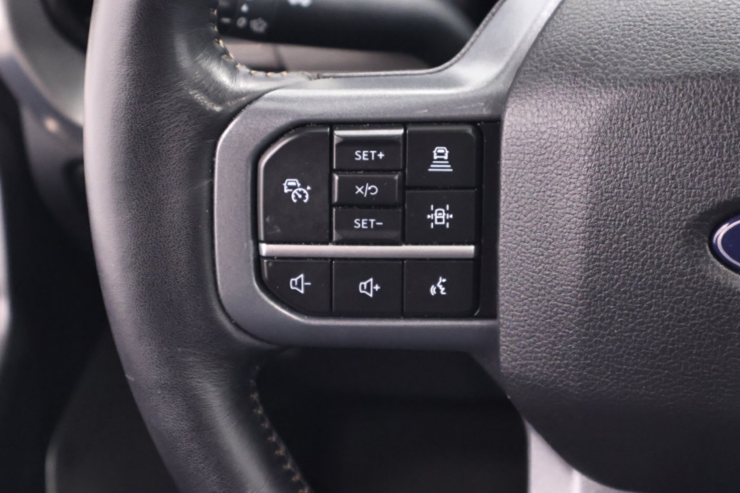 2024 Ford F-150 Lariat - Photo 24