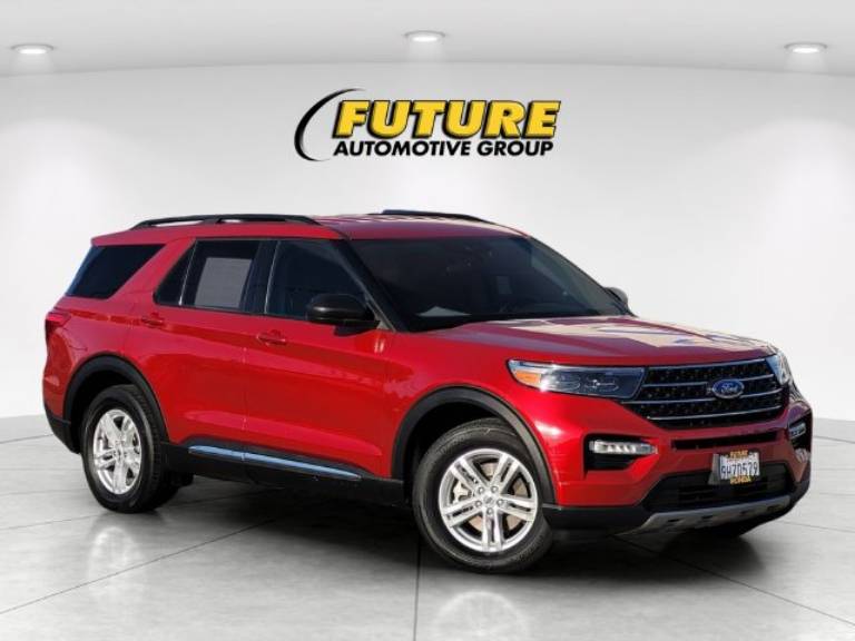 2023 Ford Explorer XLT