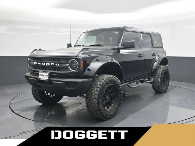 2026 Ford Bronco Base