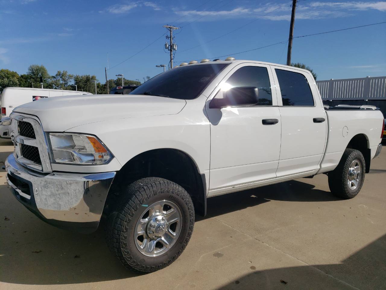 Used 2017 RAM Ram 2500 Pickup Tradesman with VIN 3C6UR5CJ2HG748353 for sale in Kansas City