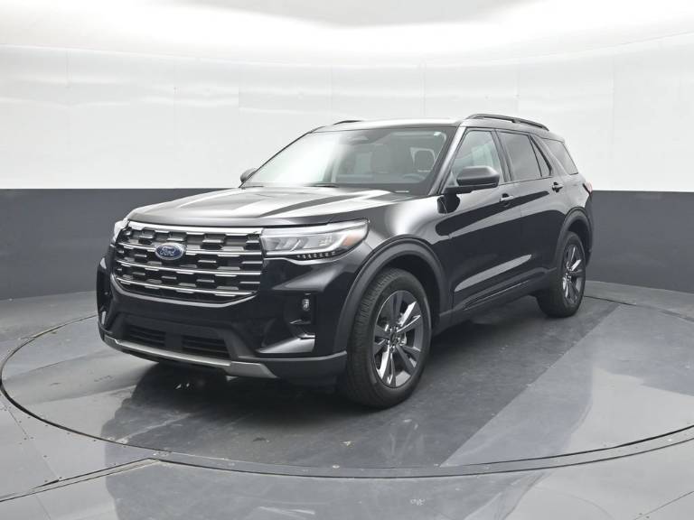2026 Ford Explorer Active w/100A Pkg