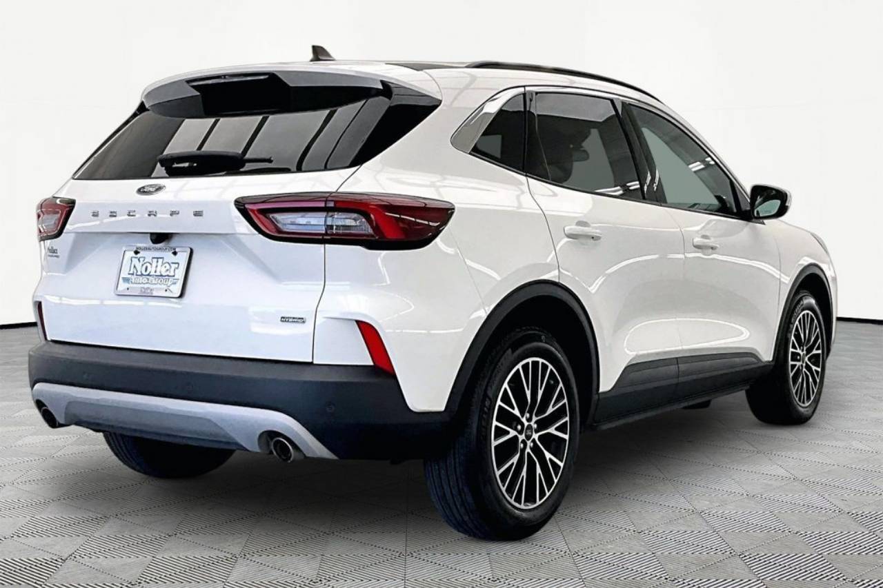 Certified 2023 Ford Escape PHEV with VIN 1FMCU0E14PUA25212 for sale in Kansas City