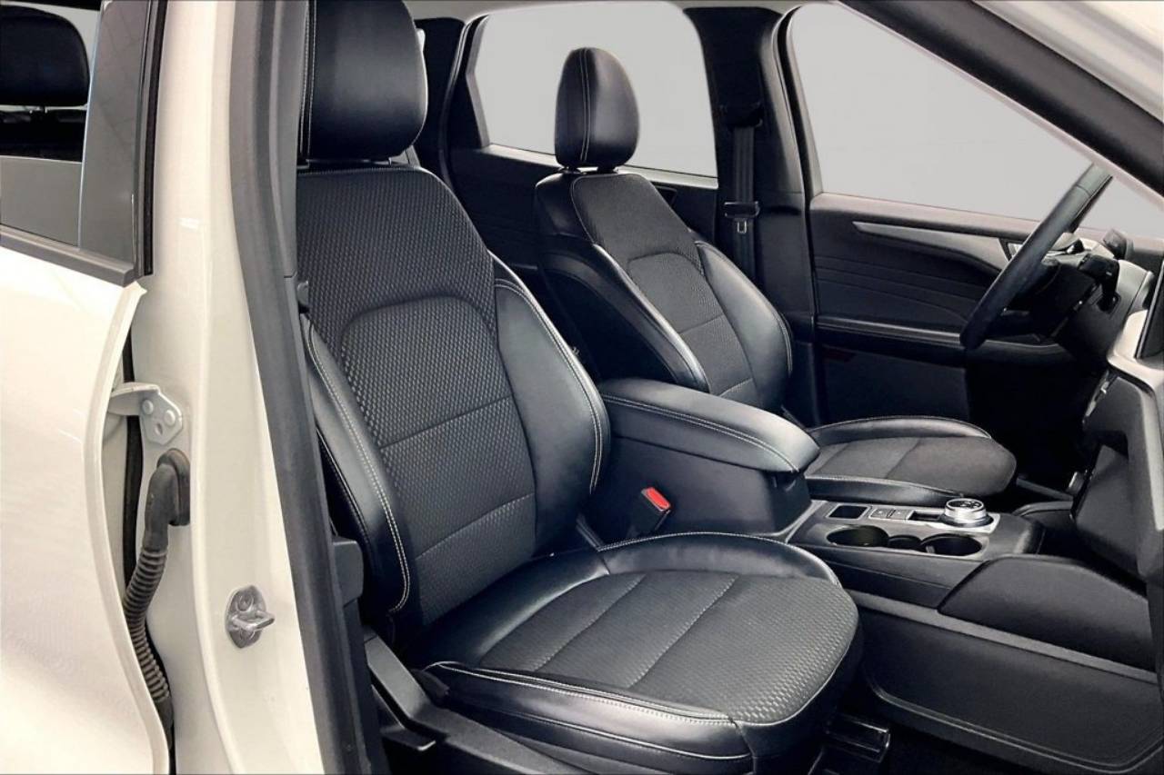 2023 Ford Escape PHEV - Photo 7