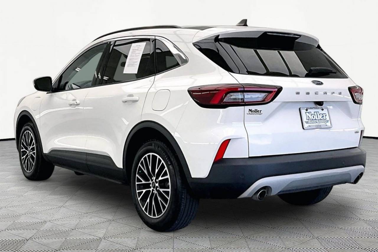 2023 Ford Escape PHEV - Photo 13