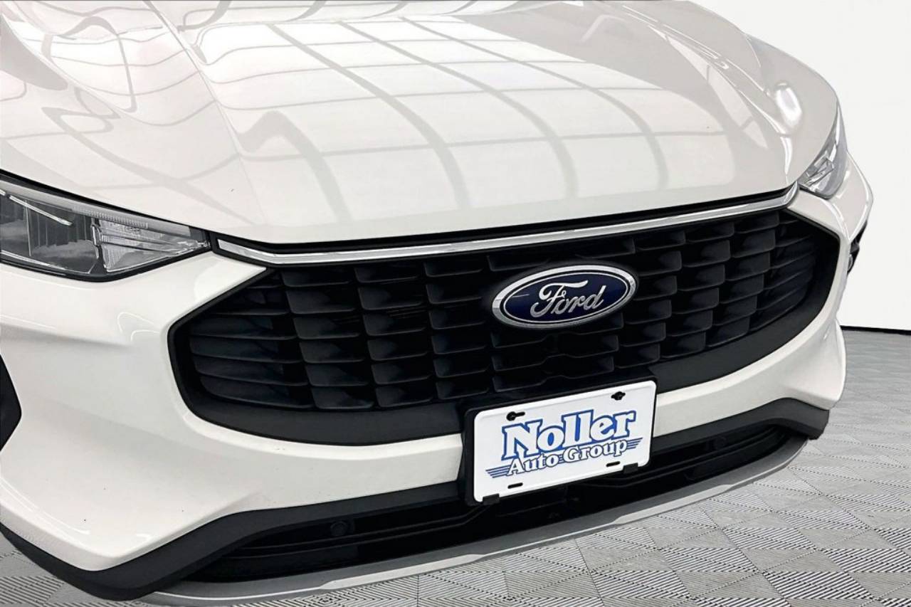 2023 Ford Escape PHEV - Photo 28