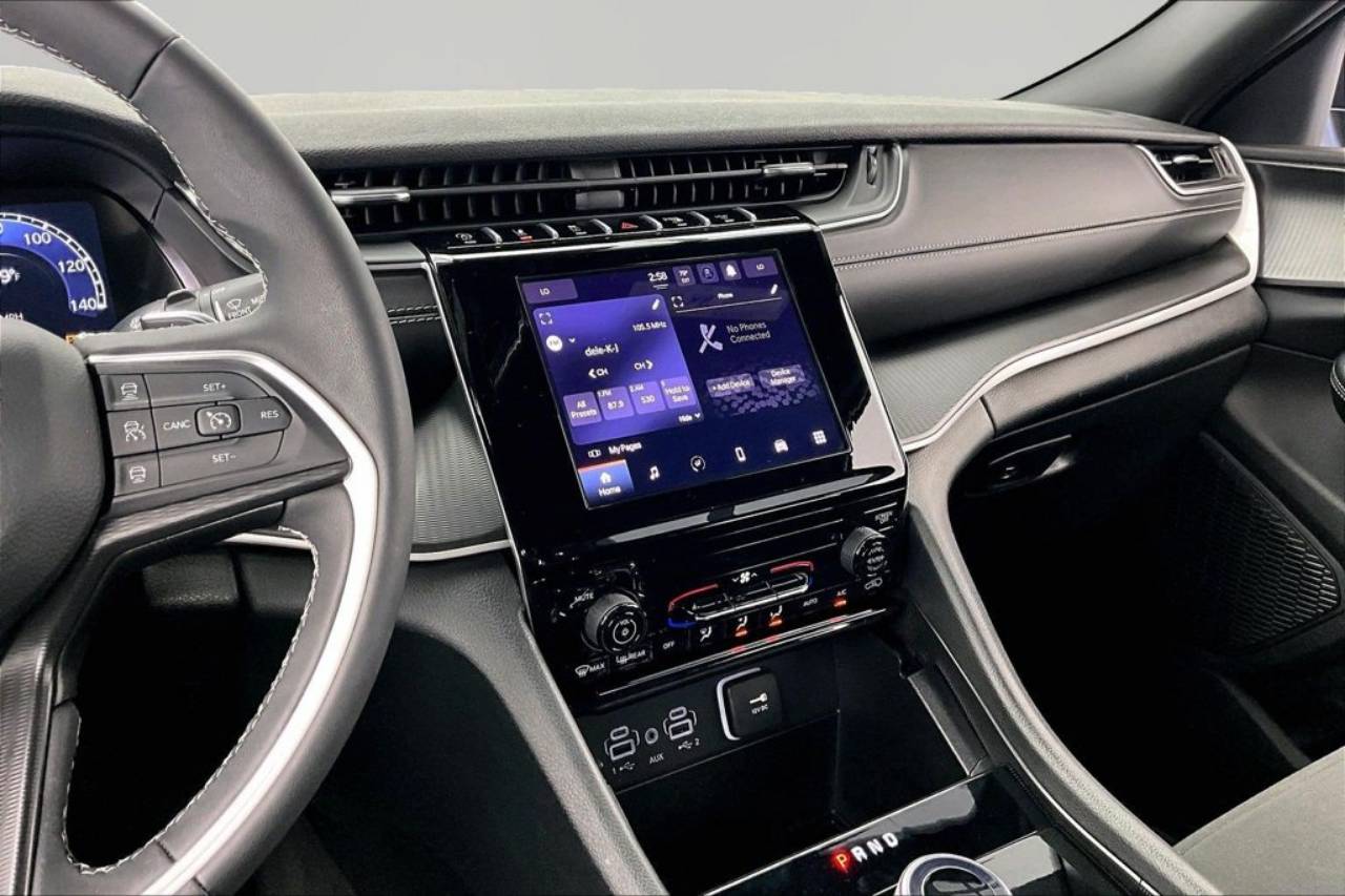 2025 Jeep Grand Cherokee Laredo - Photo 6