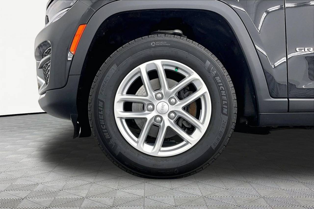 2025 Jeep Grand Cherokee Laredo - Photo 9