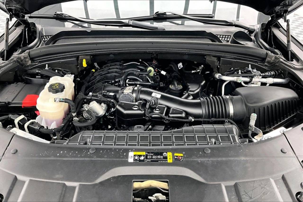 2025 Jeep Grand Cherokee Laredo - Photo 10