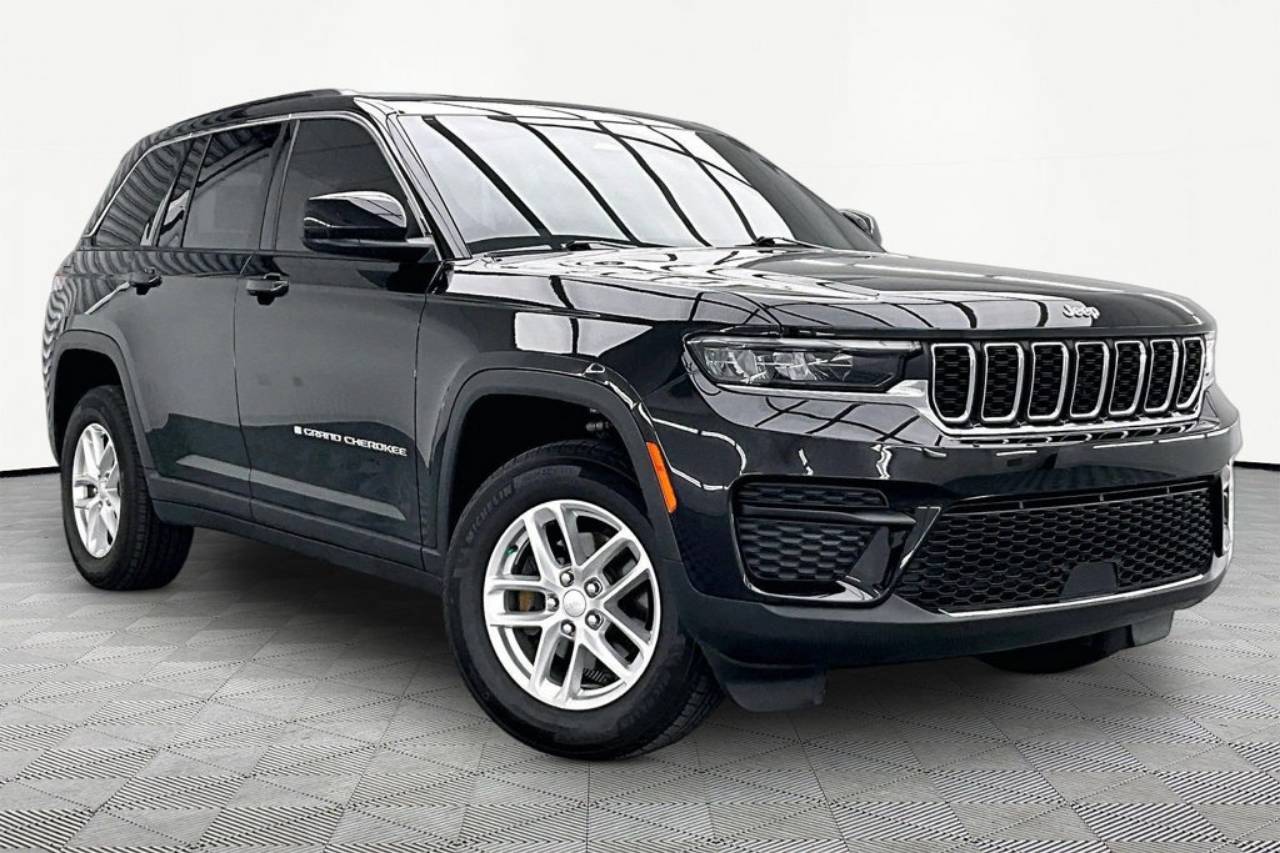 2025 Jeep Grand Cherokee Laredo - Photo 12