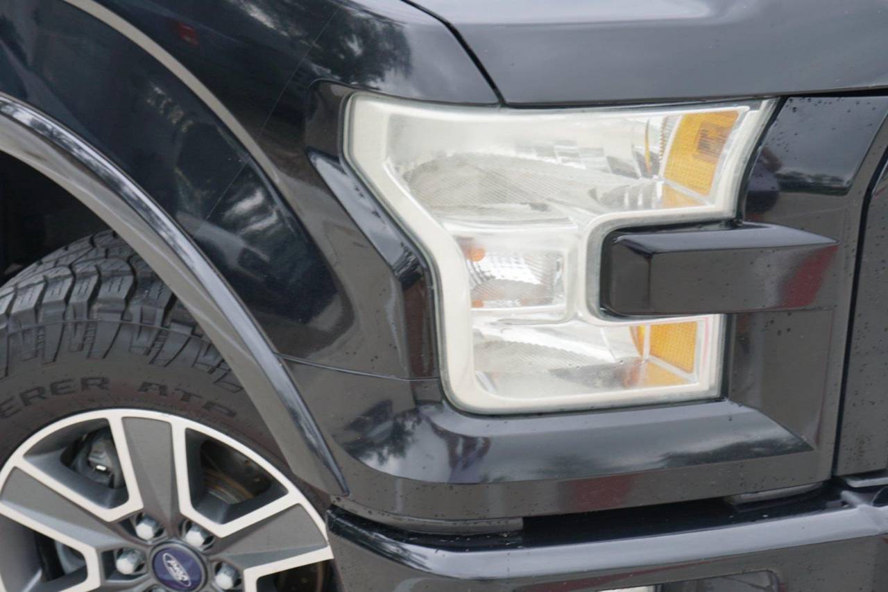 Used 2016 Ford F-150 XLT, photo 3