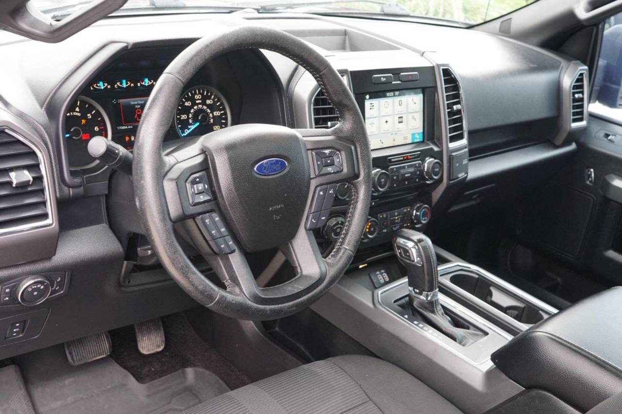 Used 2016 Ford F-150 XLT, photo 8