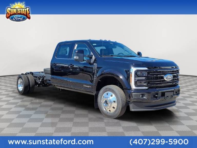 2027 Ford Super Duty F-550 DRW Platinum