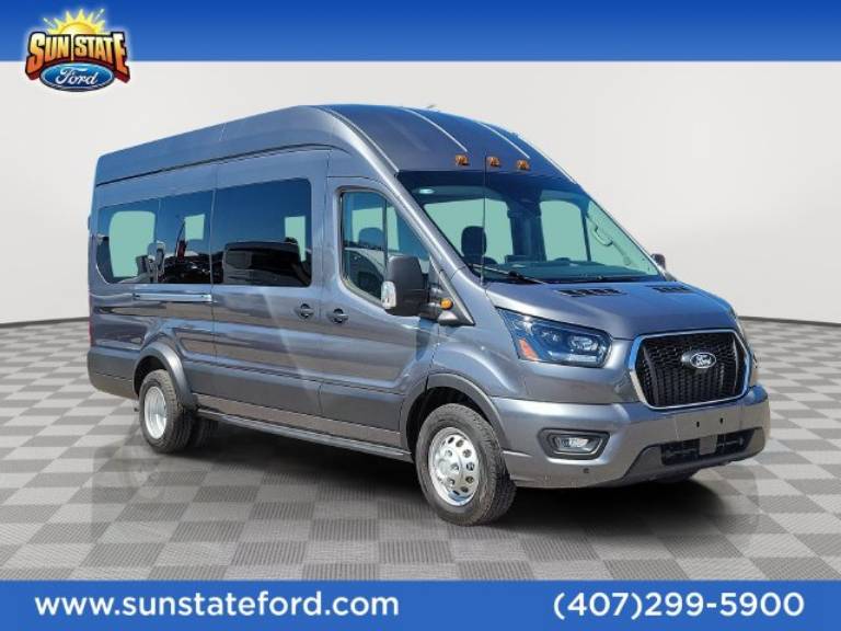 2027 Ford Transit Passenger Wagon XLT