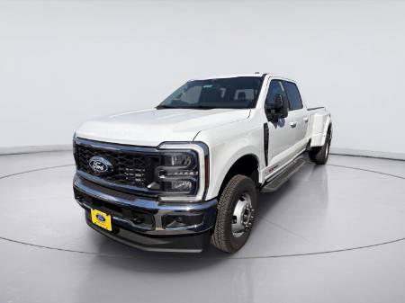 2027 Ford Super Duty F-350 DRW XLT
