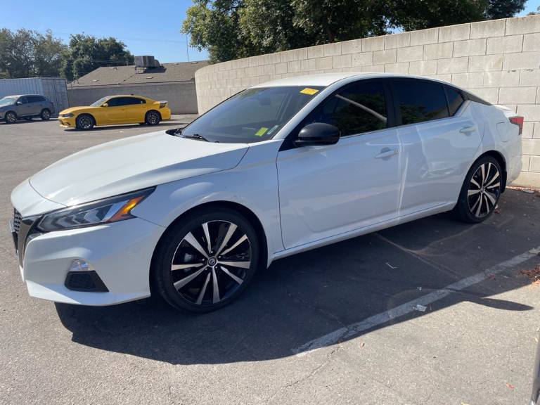 2022 Nissan Altima 2.5 SR