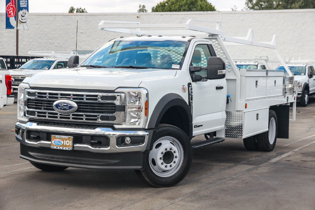 2025 Ford F-550SD XL