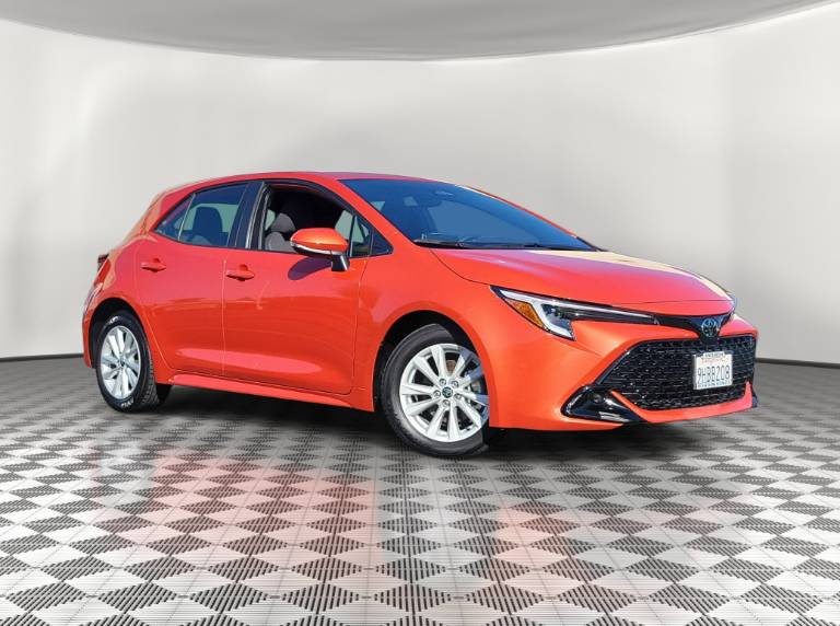 2023 Toyota Corolla Hatchback SE