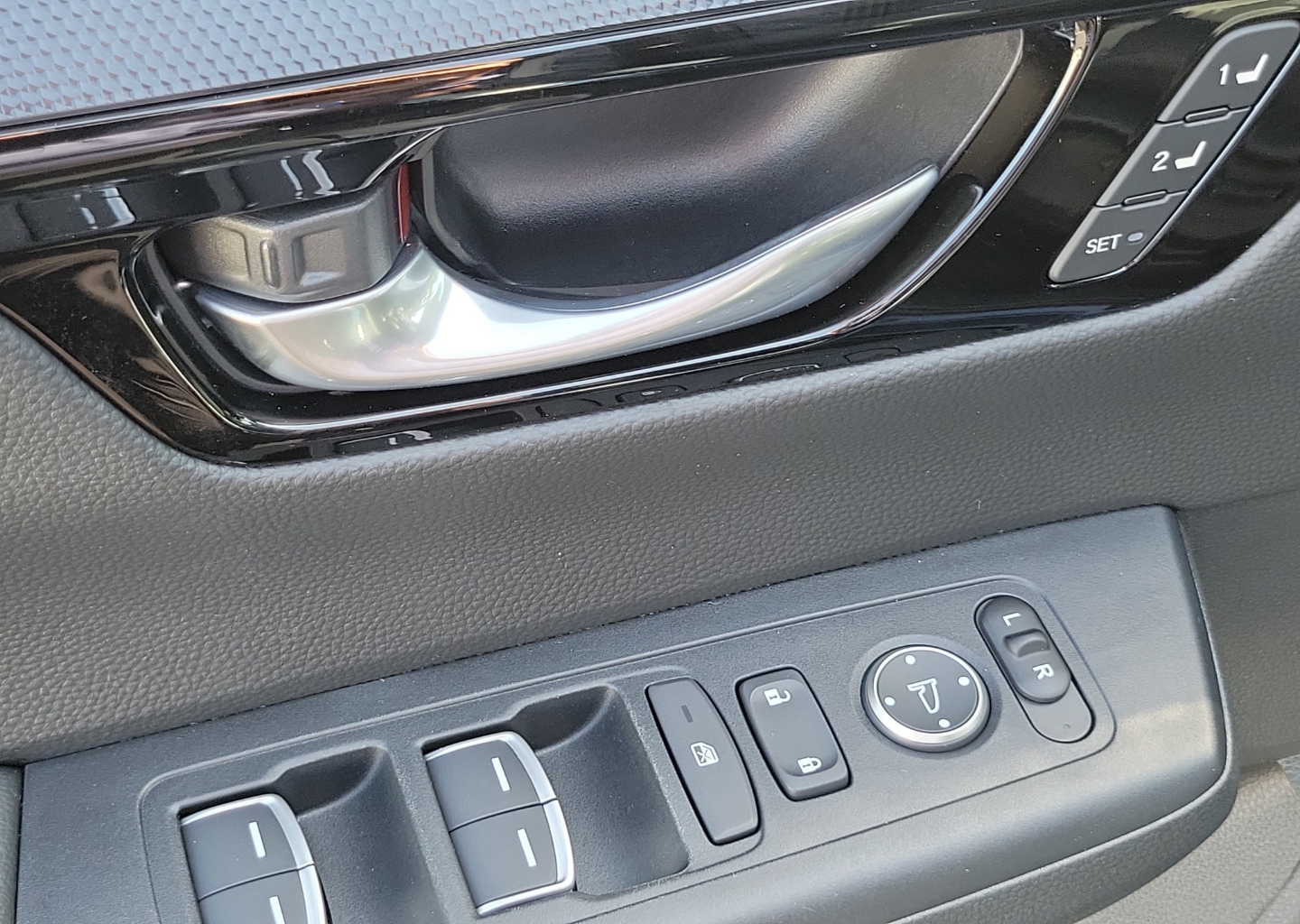 2024 Honda CR-V EX-L - Photo 22