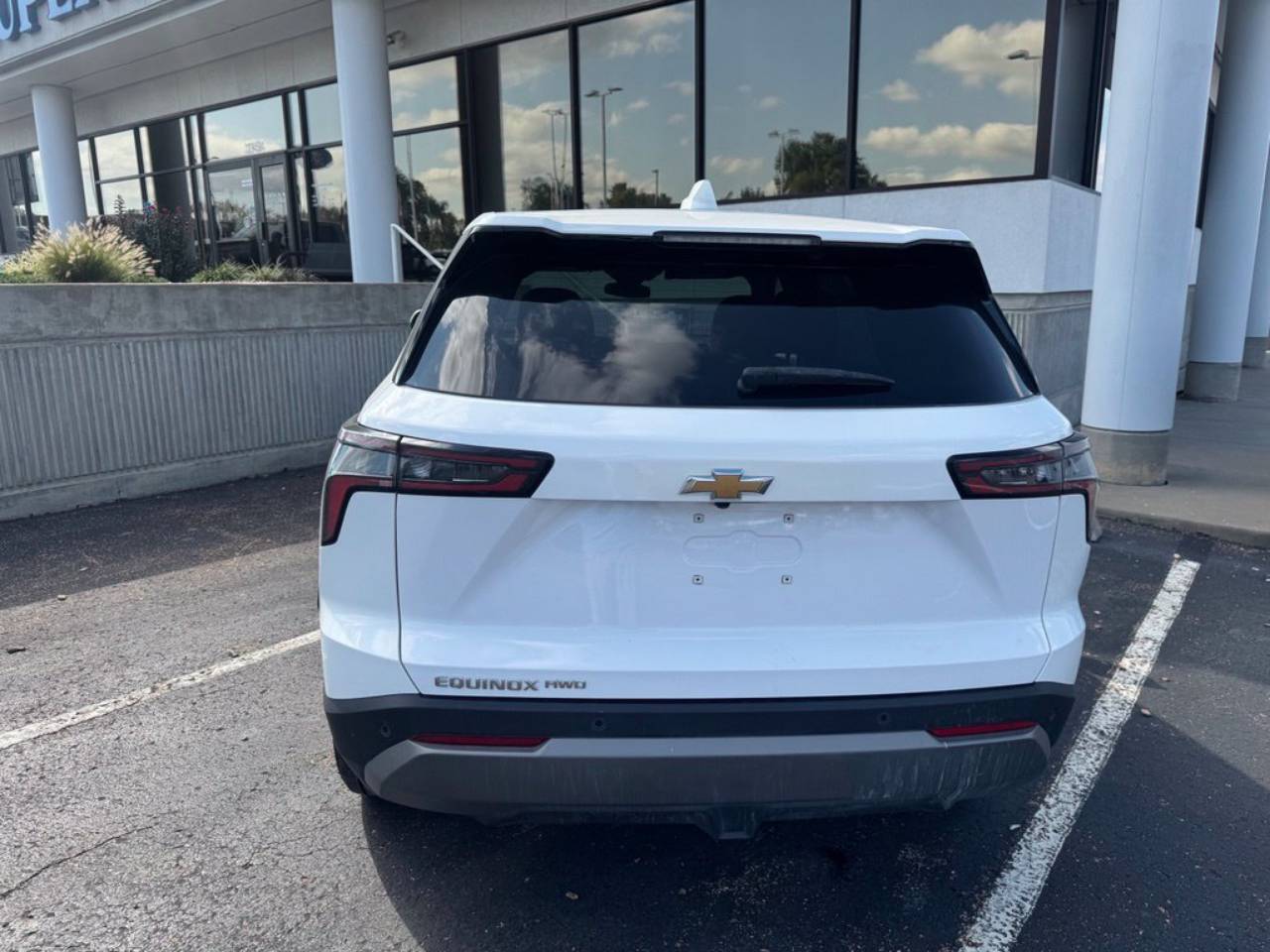 2025 Chevrolet Equinox LT - Photo 6