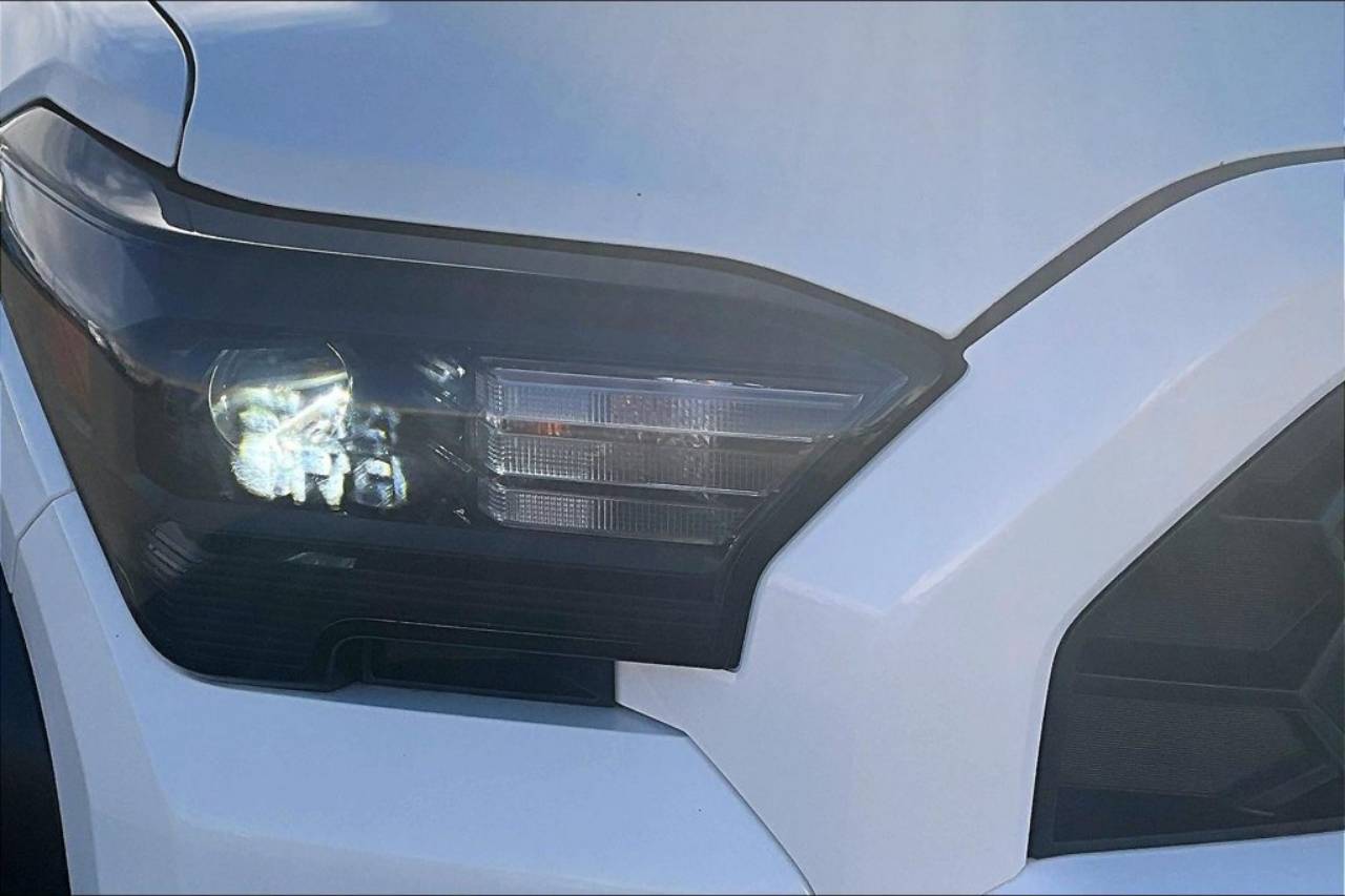 2025 Toyota 4Runner TRD Off-Road - Photo 28