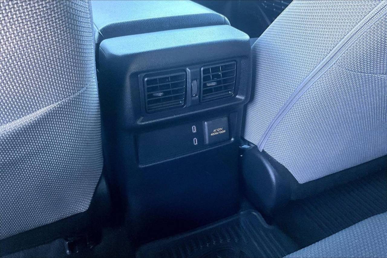 2025 Toyota 4Runner TRD Off-Road - Photo 32