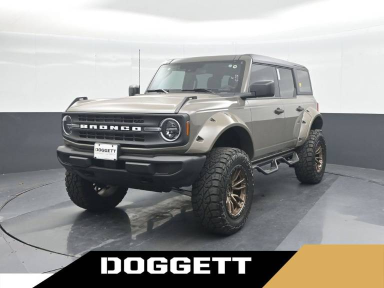 2026 Ford Bronco Base