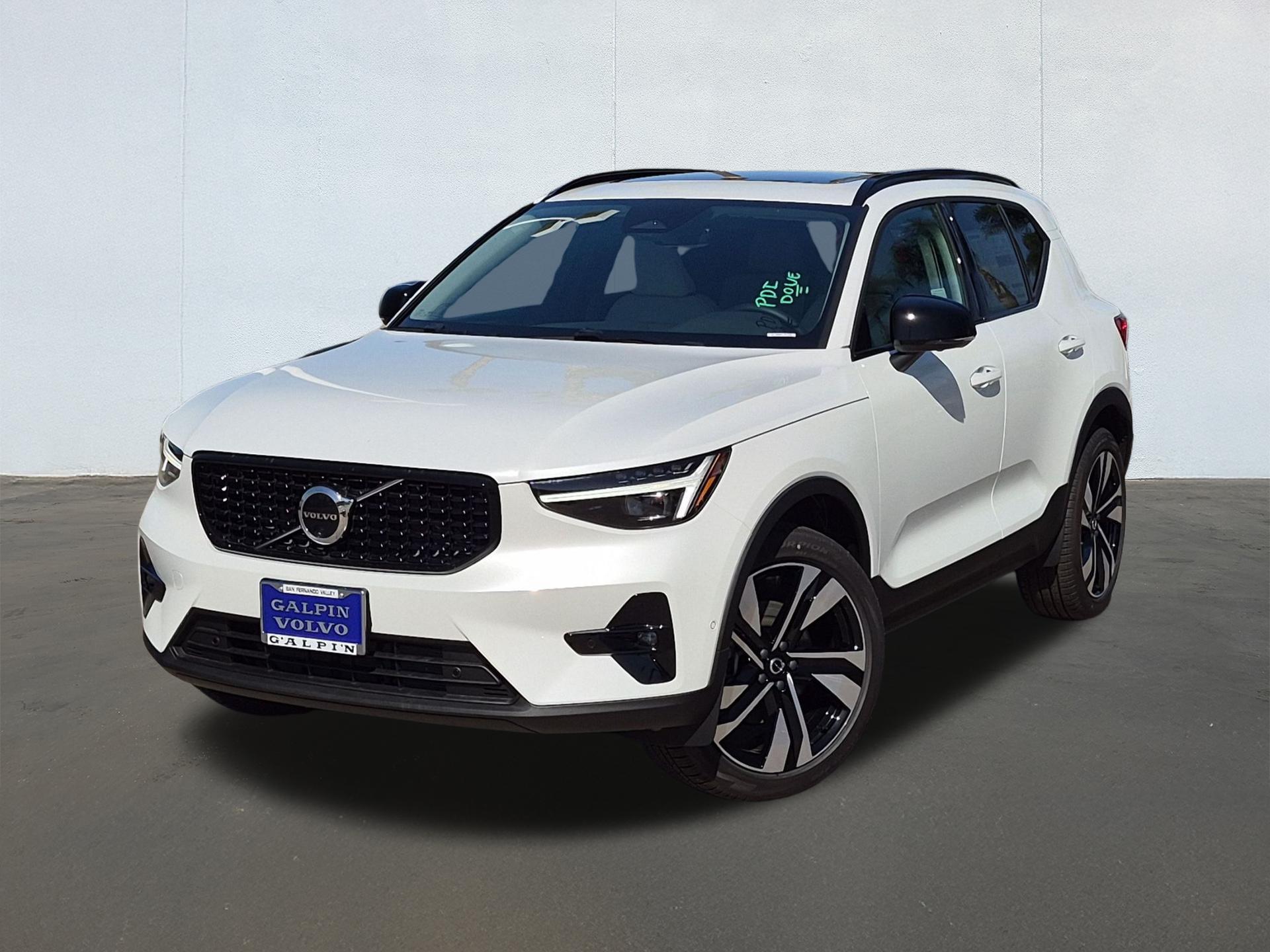 2026 Volvo XC40