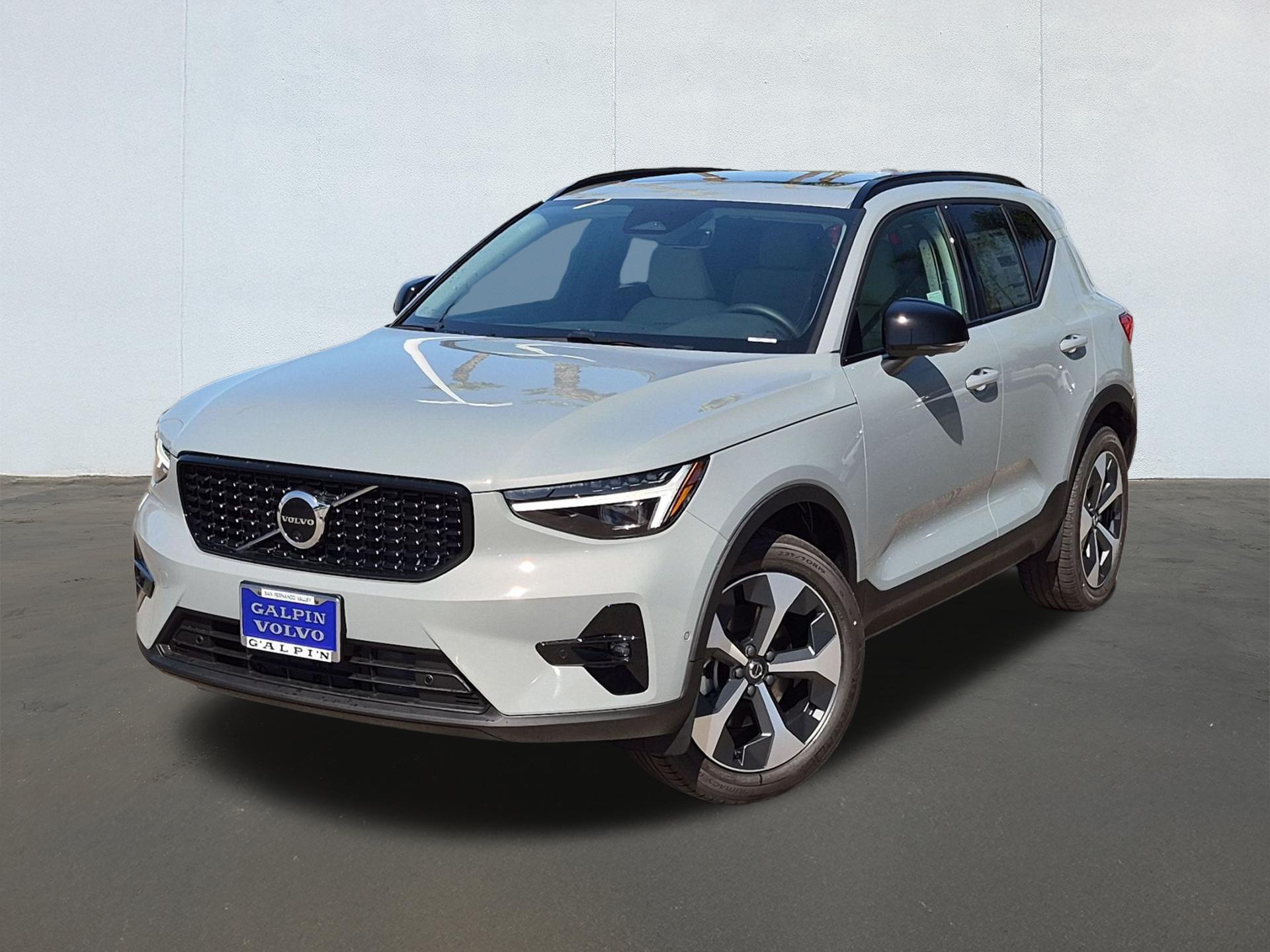 2026 Volvo XC40
