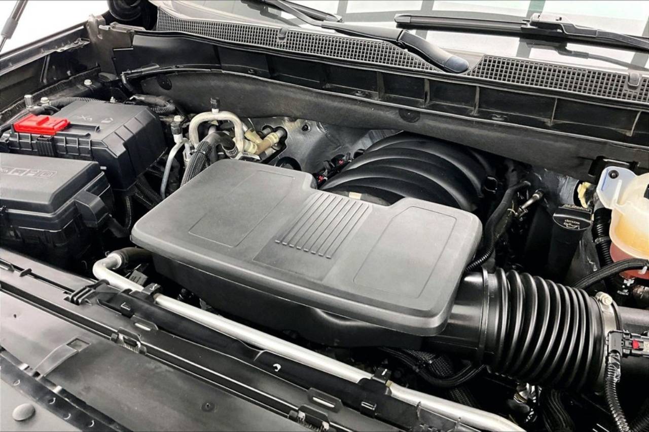 2024 Chevrolet Suburban Premier - Photo 35