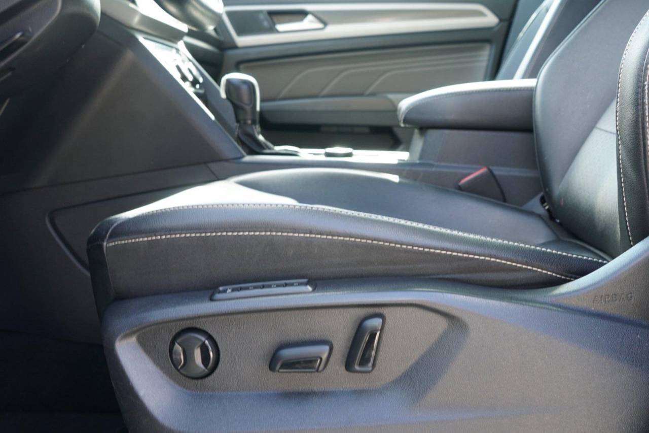 Certified Used 2022 Volkswagen Atlas 3.6L V6 SEL R-Line, photo 20