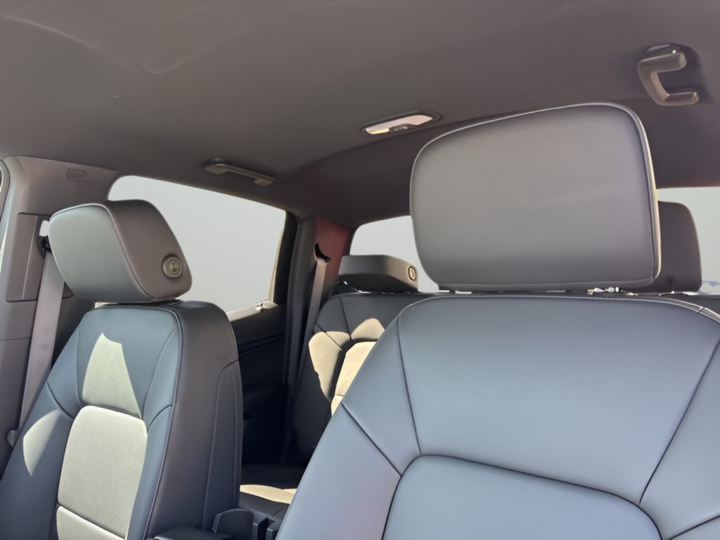 2026 Chevrolet Colorado Trail Boss - Photo 11