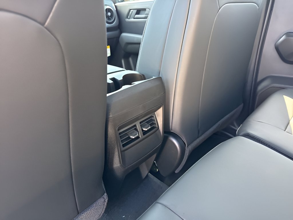 2026 Chevrolet Colorado Trail Boss - Photo 17
