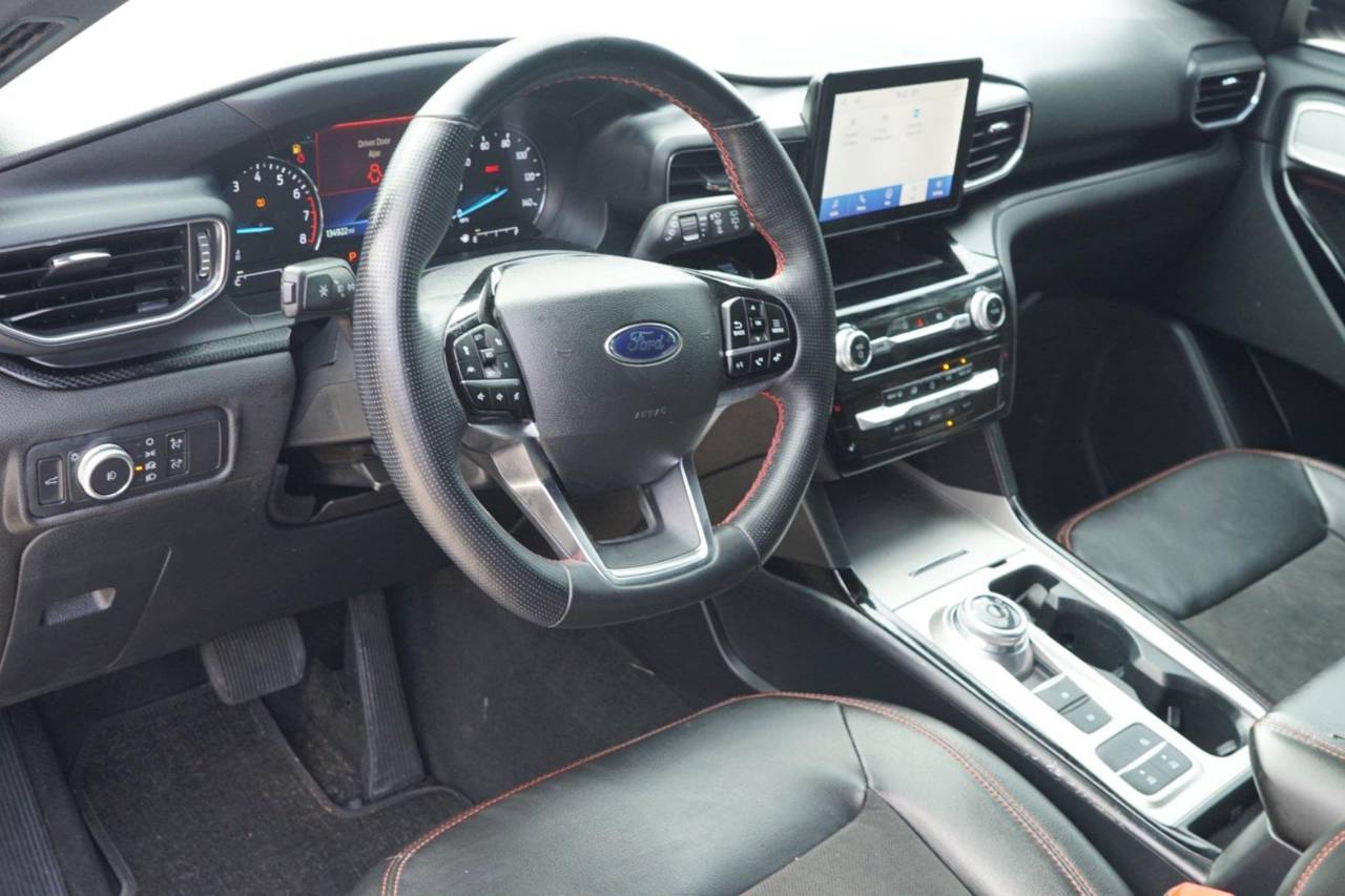Used 2022 Ford Explorer ST-Line, photo 8