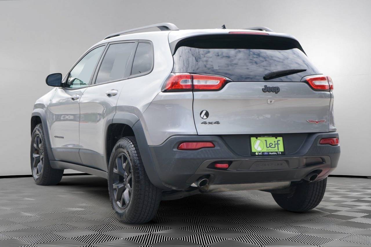 Used 2015 Jeep Cherokee Trailhawk, photo 6