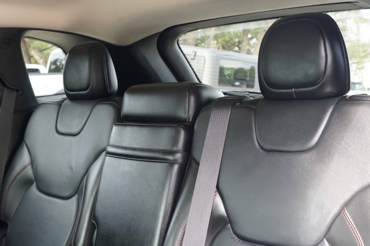 Used 2015 Jeep Cherokee Trailhawk, photo 22