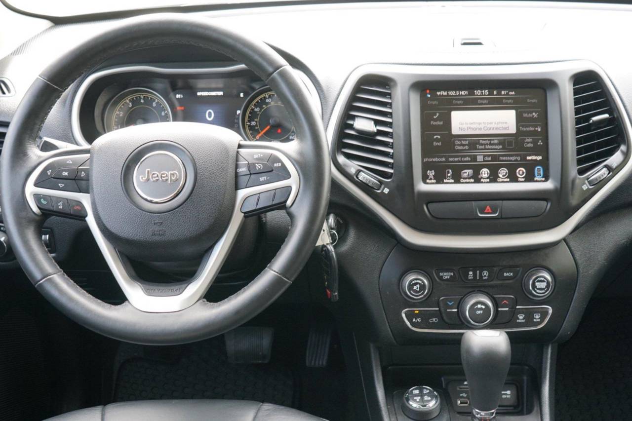 Used 2015 Jeep Cherokee Trailhawk, photo 23