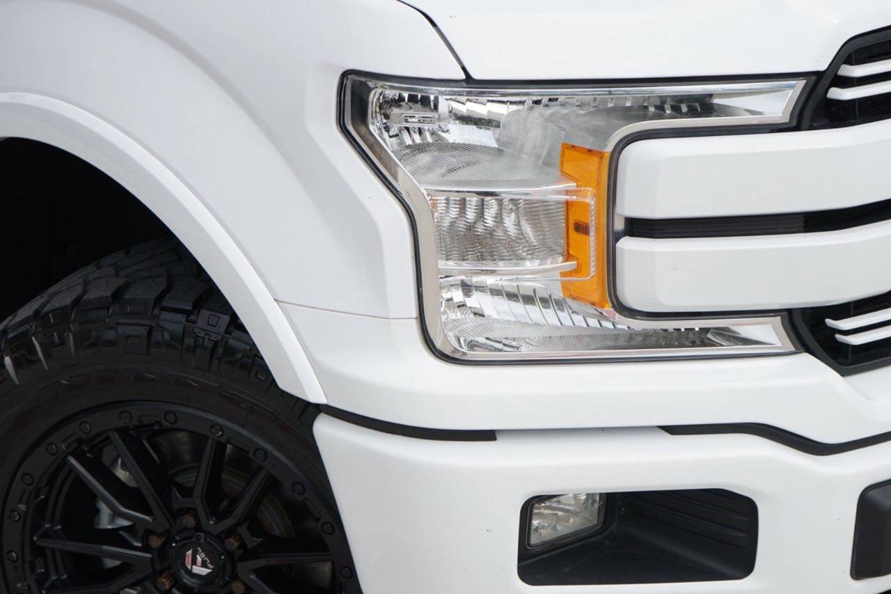 Used 2020 Ford F-150 LARIAT, photo 3