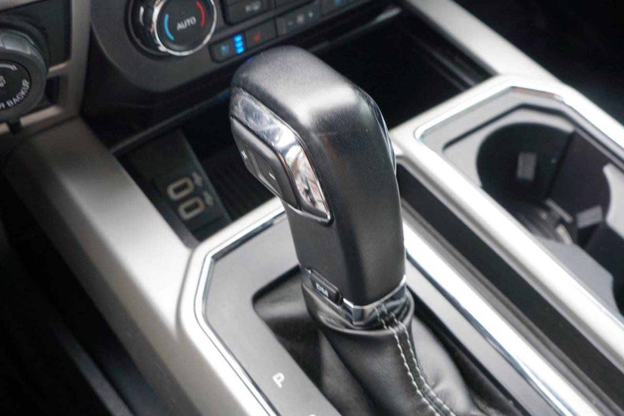 Used 2020 Ford F-150 LARIAT, photo 12