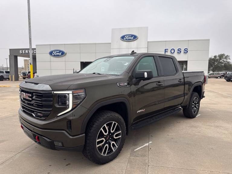 2023 GMC Sierra 1500 AT4