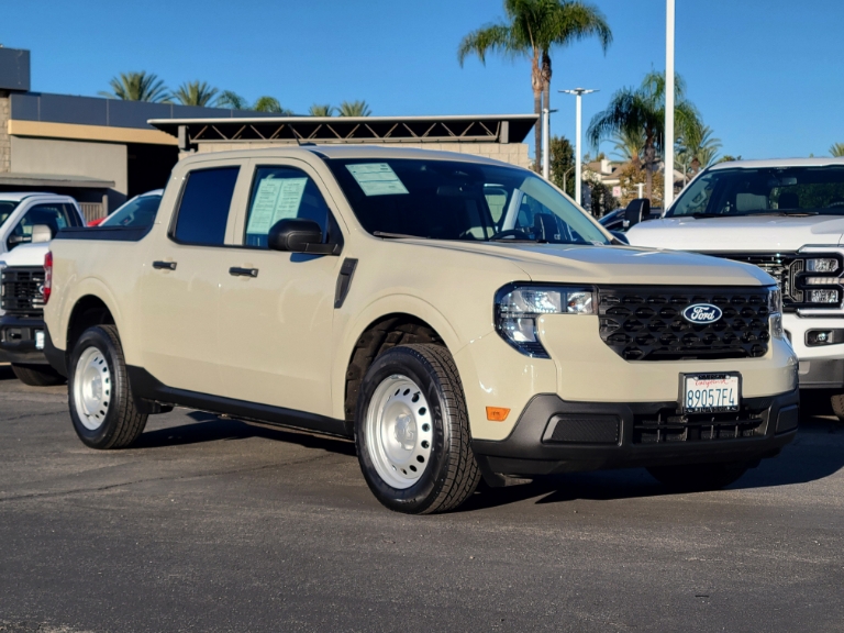 2025 Ford Maverick XL