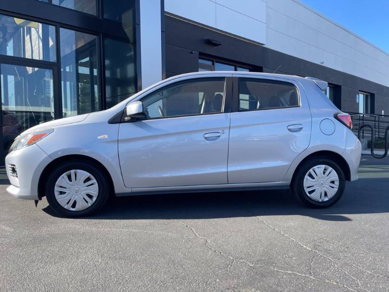 2024 Mitsubishi Mirage ES