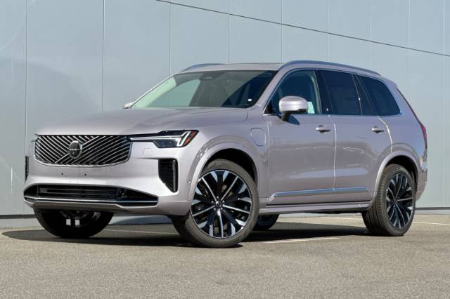 2026 Volvo XC90 Plug-In Hybrid T8 Plus