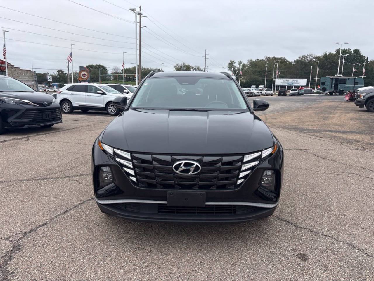 Certified 2024 Hyundai Tucson SEL with VIN 5NMJB3DE3RH369244 for sale in Kansas City