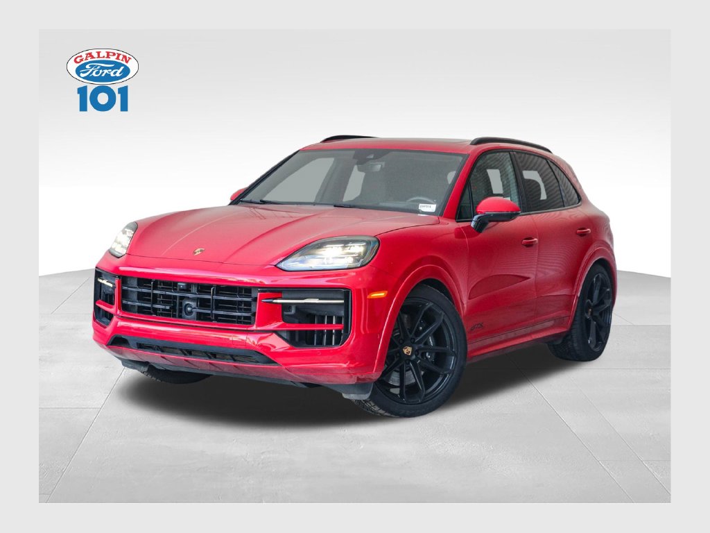2025 Porsche Cayenne GTS