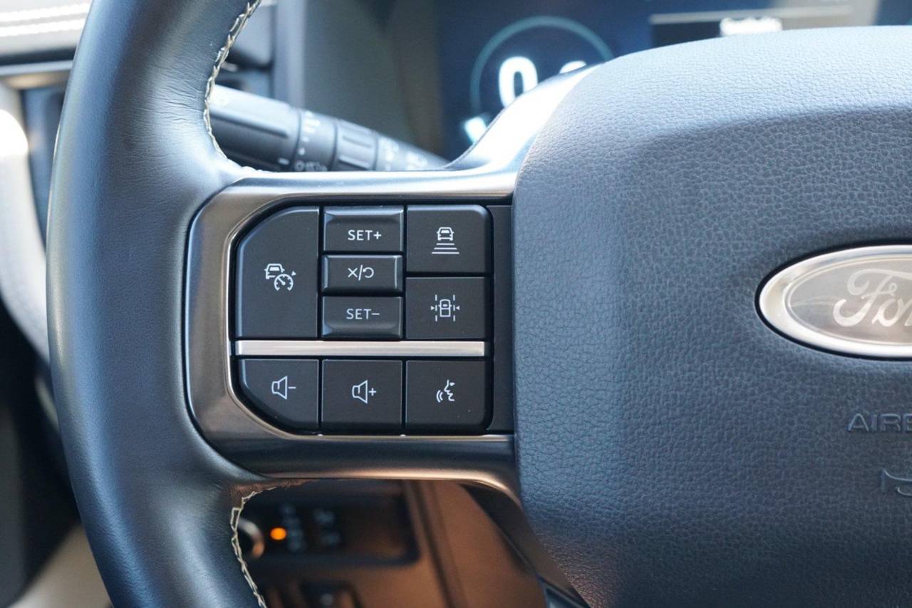 Certified Used 2024 Ford Expedition Platinum, photo 16