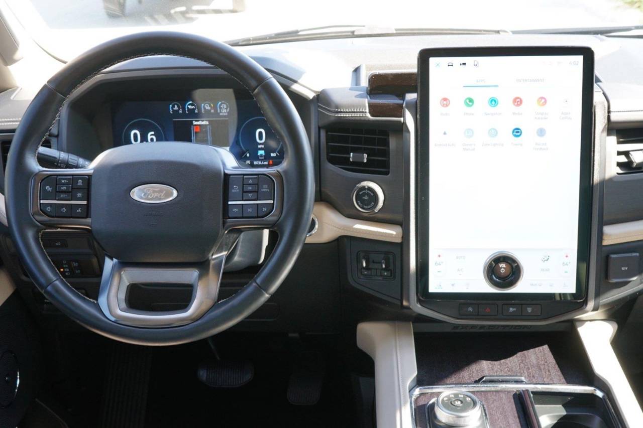 Certified Used 2024 Ford Expedition Platinum, photo 24